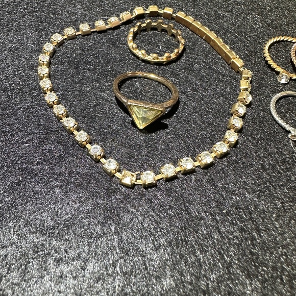 Bracelet and Rings Set - Picture 6 of 7